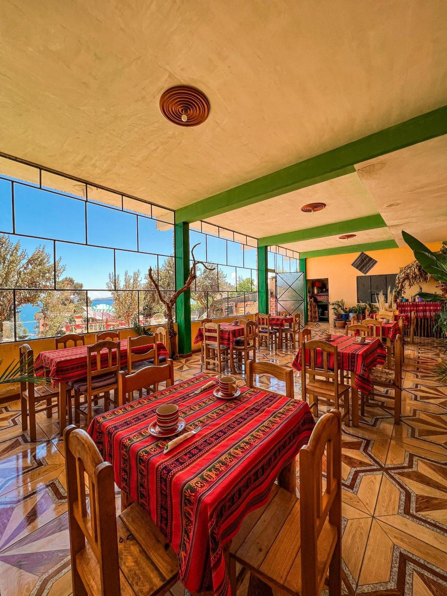 Hostal Sol Y Lago Copacabana  Buitenkant foto