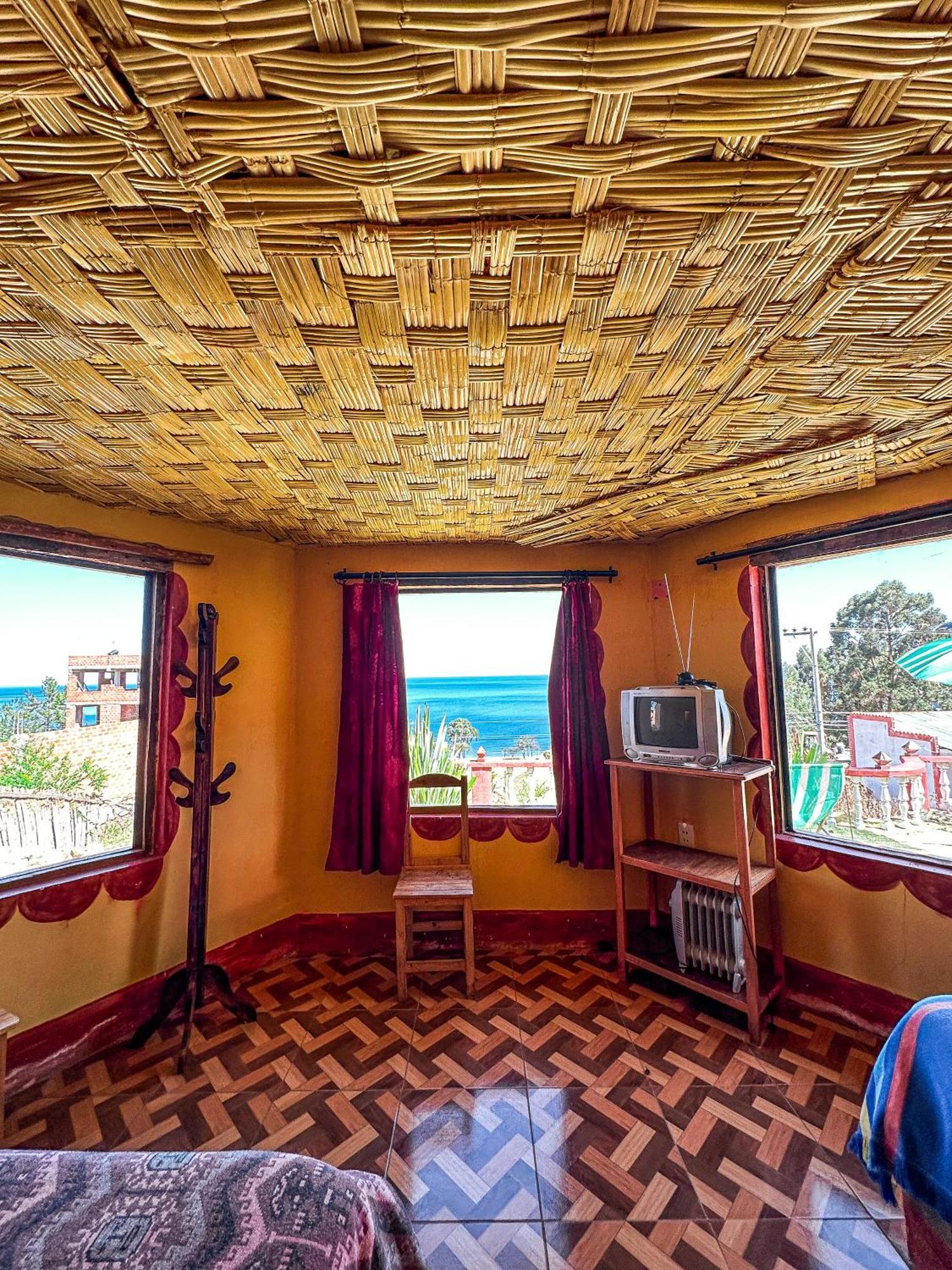 Hostal Sol Y Lago Copacabana  Buitenkant foto